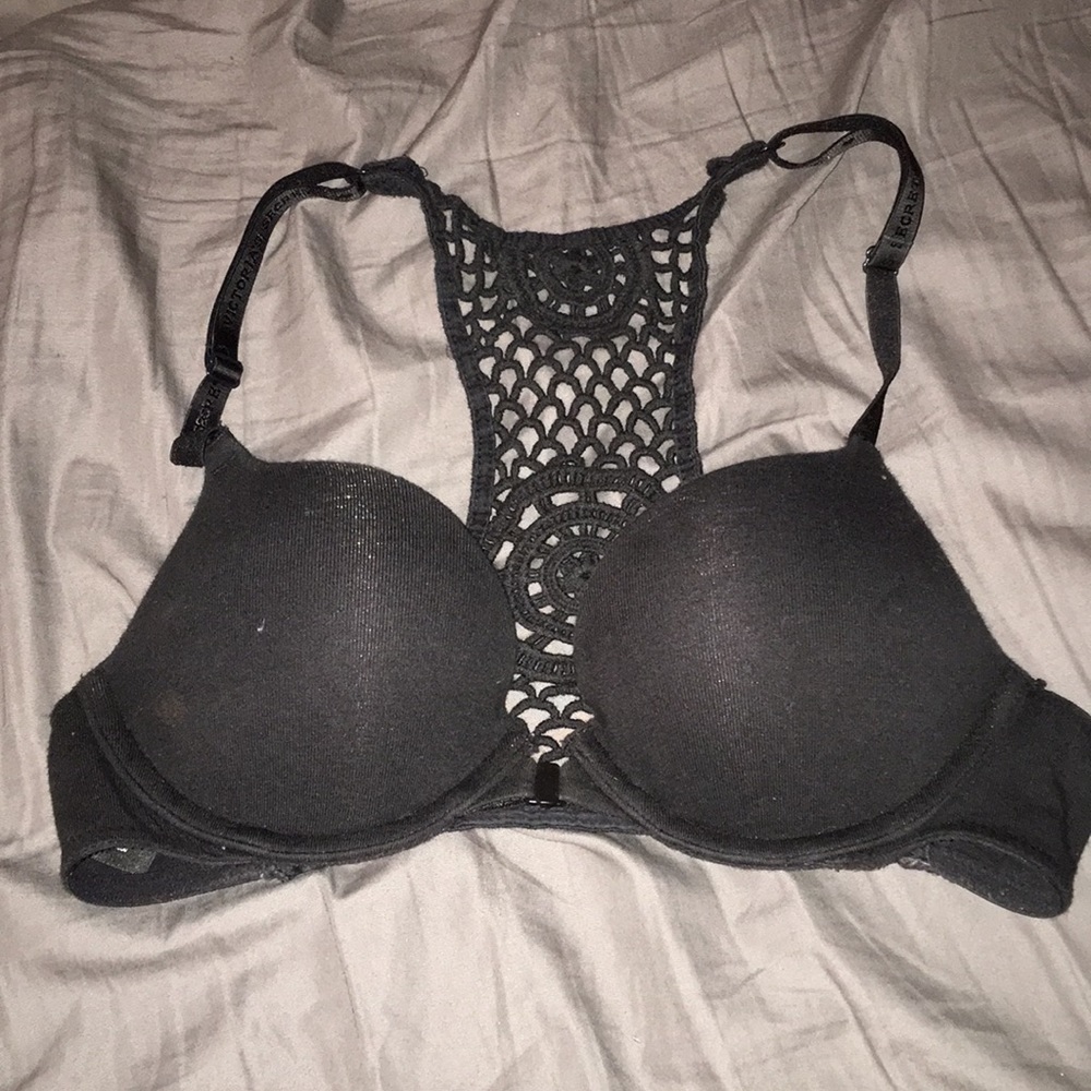 Victoria’s Secret push up bra